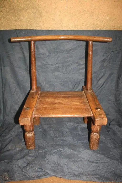 Chaises (Стулья) — Традиционное искусство
