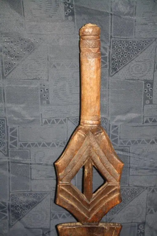 Piquets Touareg (Туарегские колья) — Традиционное искусство