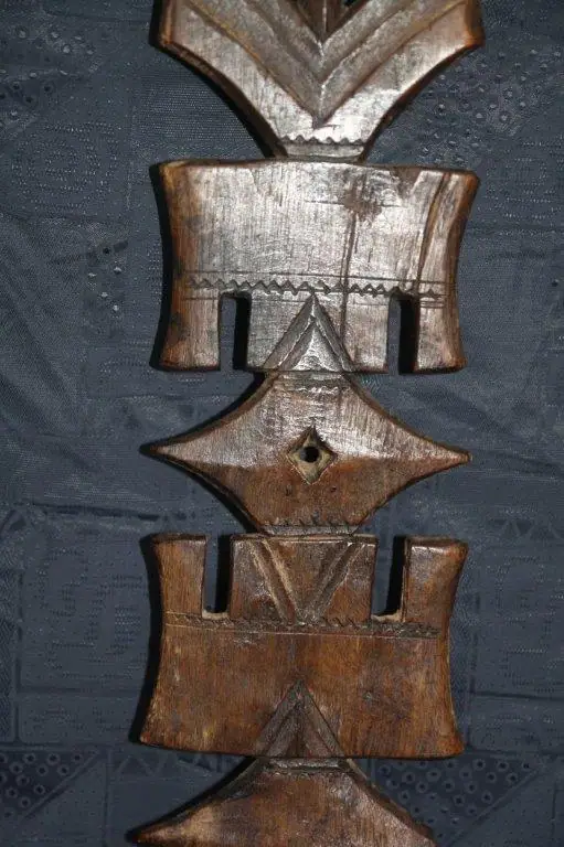 Piquets Touareg (Туарегские колья) — Традиционное искусство